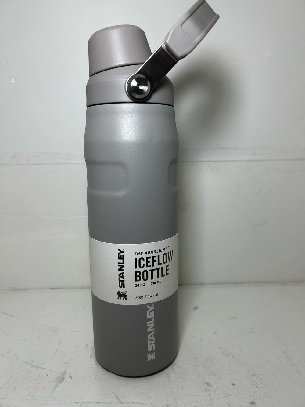 Stanley AeroLight IceFlow Bottle 24oz Fast Flow Lid Ash New